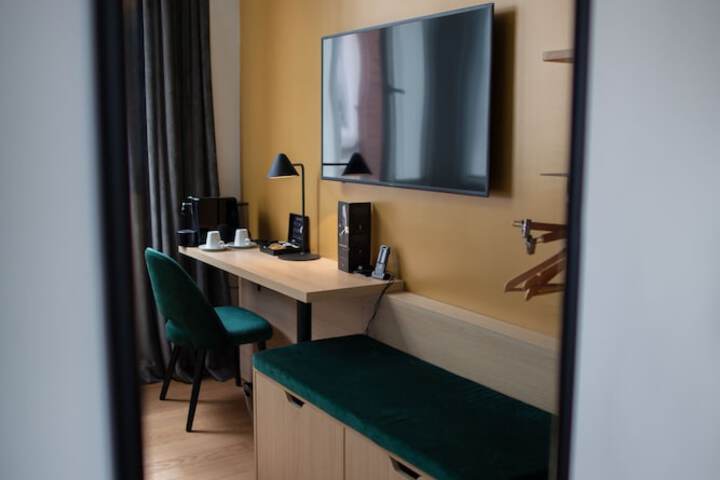 Room 20 of 47