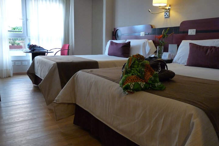 Room 26 of 68