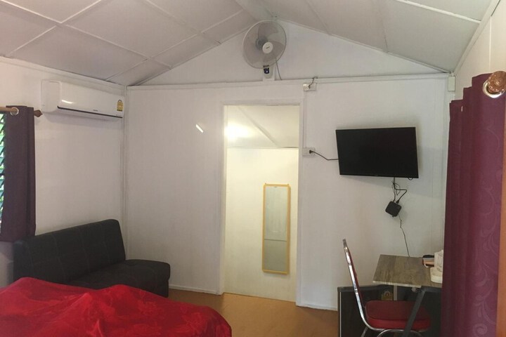 Room 5 of 21