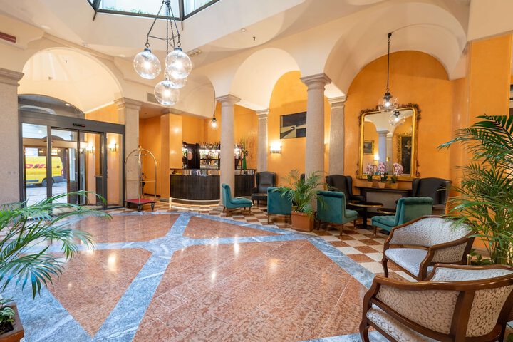 Hotel Lobby