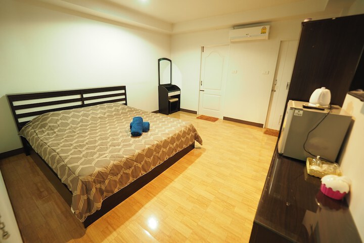 Room 5 of 45