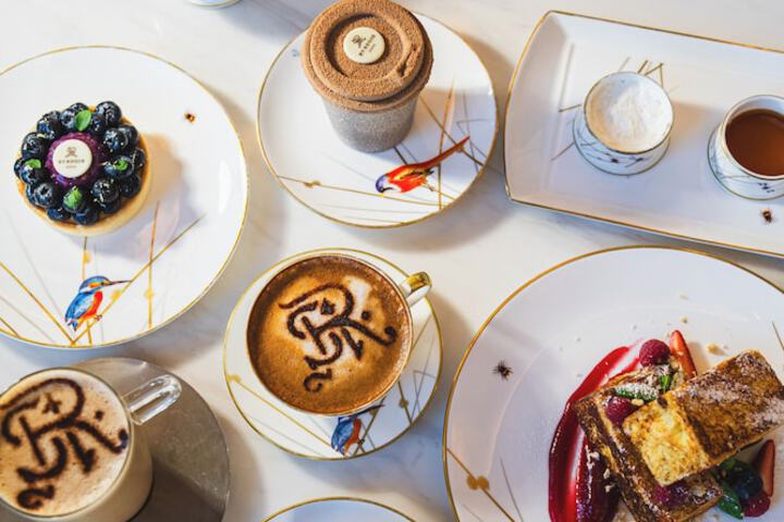 Breakfast/Coffee Service 102 of 147