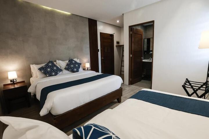 Room 5 of 15