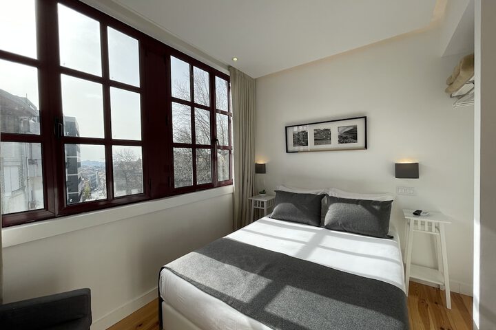 Room 50 of 112