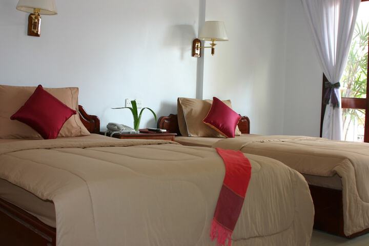 Room 6 of 49
