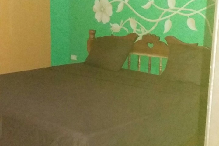 Room 8 of 40