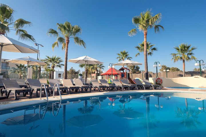 Pool Hotel
