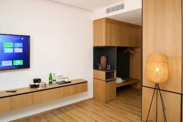 Room 40 of 118