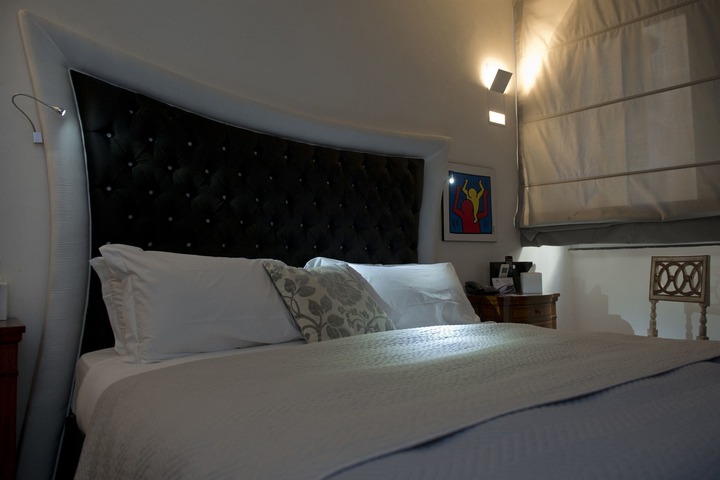 Room 6 of 53