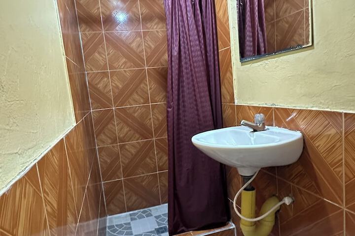 Room 16 of 31
