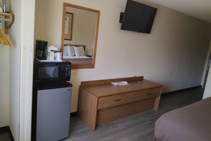 Room 15 of 68