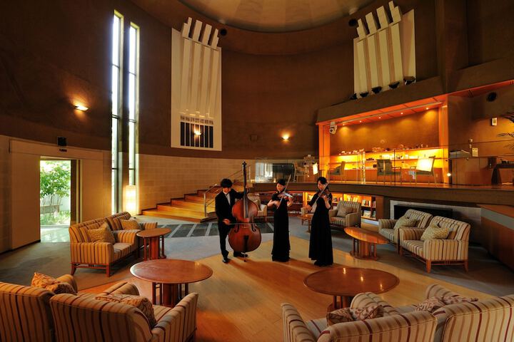 Hotel Interior 6 of 40