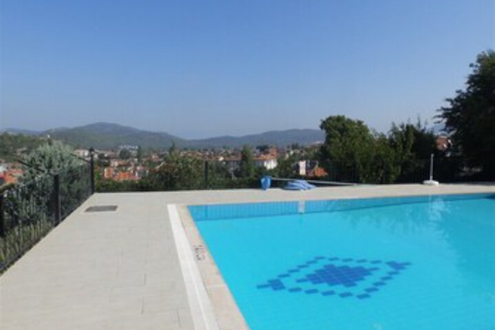 Pool 61 of 66