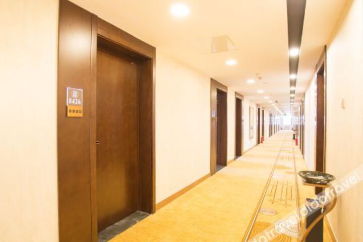 Hotel Interior 16 of 18