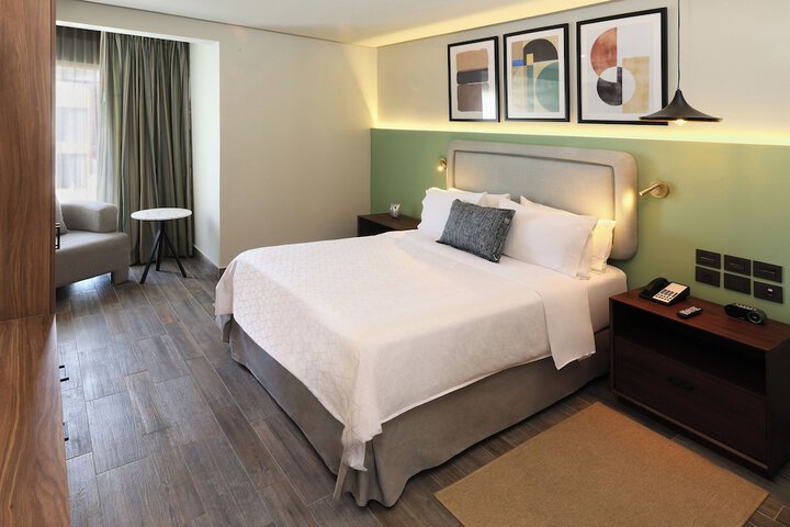 Room 5 of 46