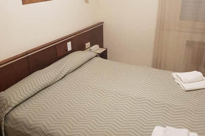 Room 12 of 39