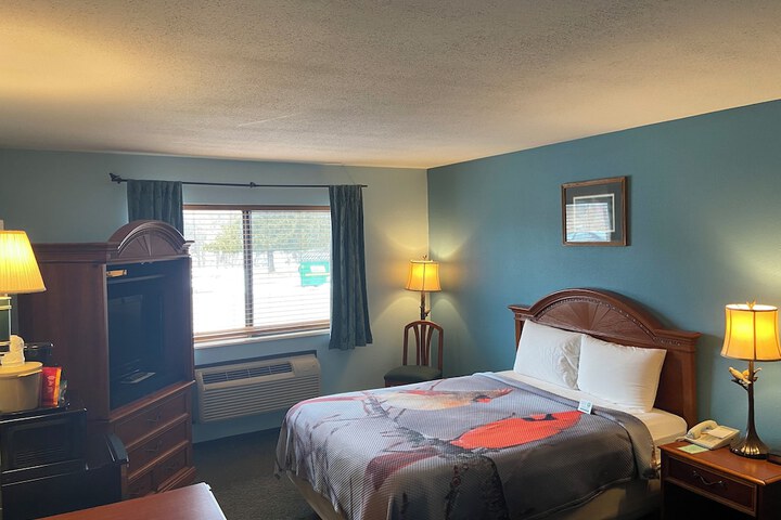 Room 38 of 106