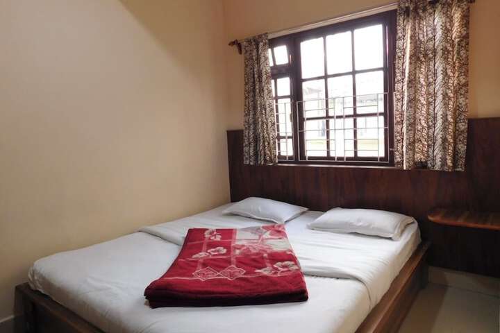 Room 11 of 22