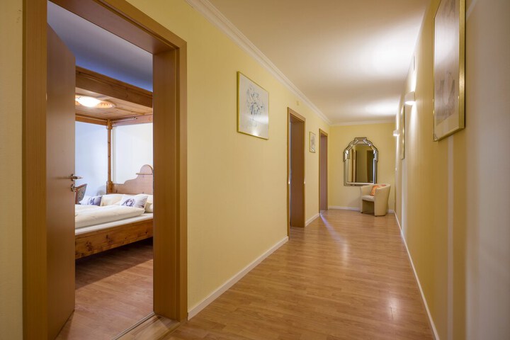 Room 18 of 71