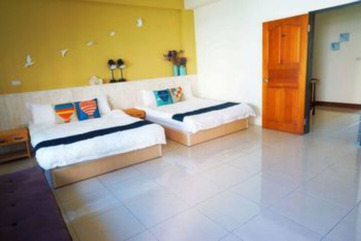 Room 15 of 17