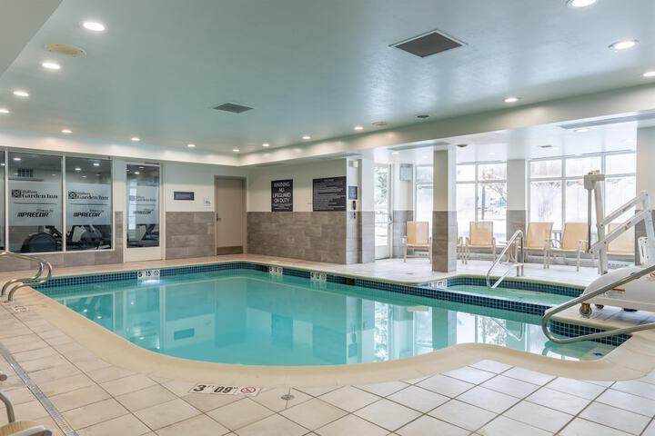 Pool 44 of 80