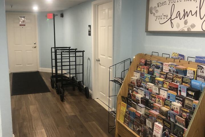 Ballroom/Hall 56 of 75