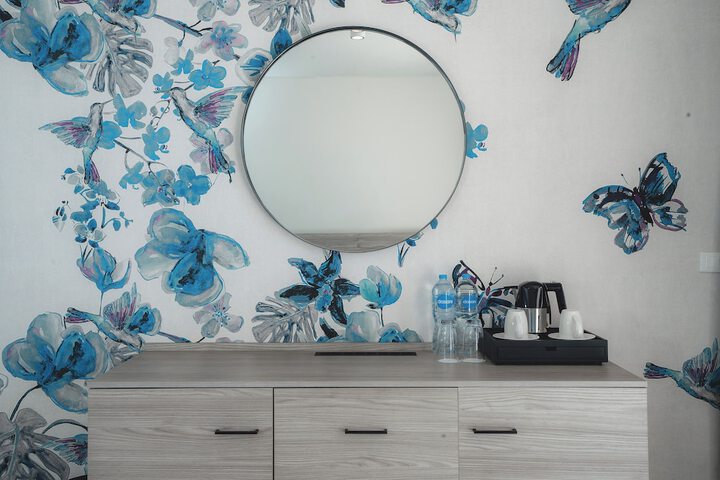 Room 15 of 163