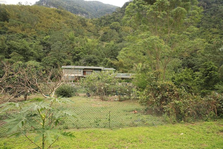 Property Grounds 22 of 39