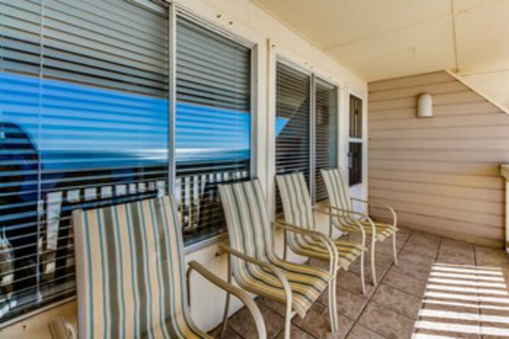 Terrace/Patio 3 of 39