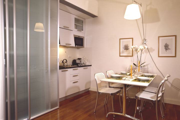 Room 30 of 60