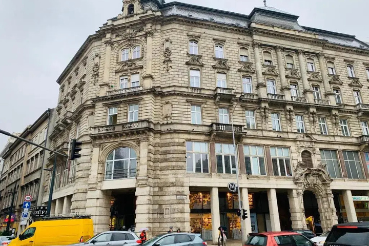 Luxury Central Home Next to the Fashion Str.