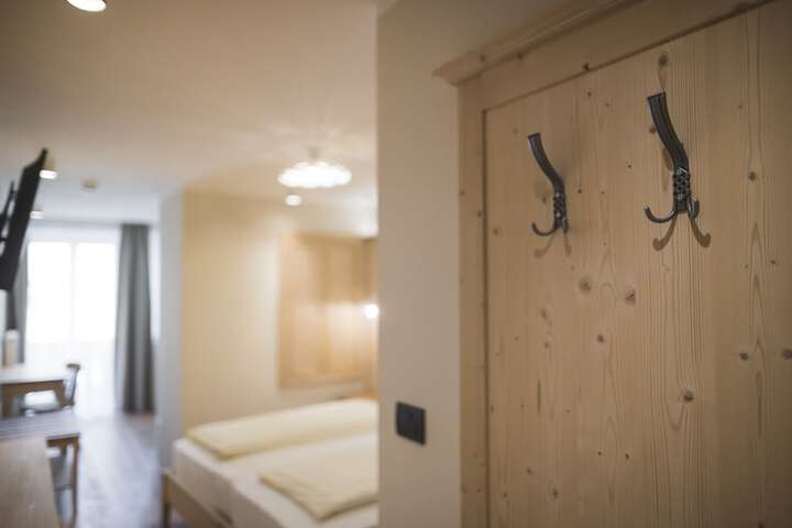 Room 129 of 214