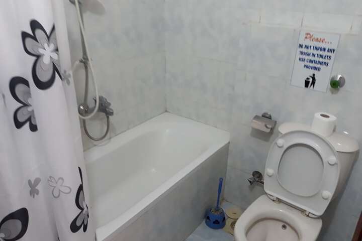 Room 43 of 85