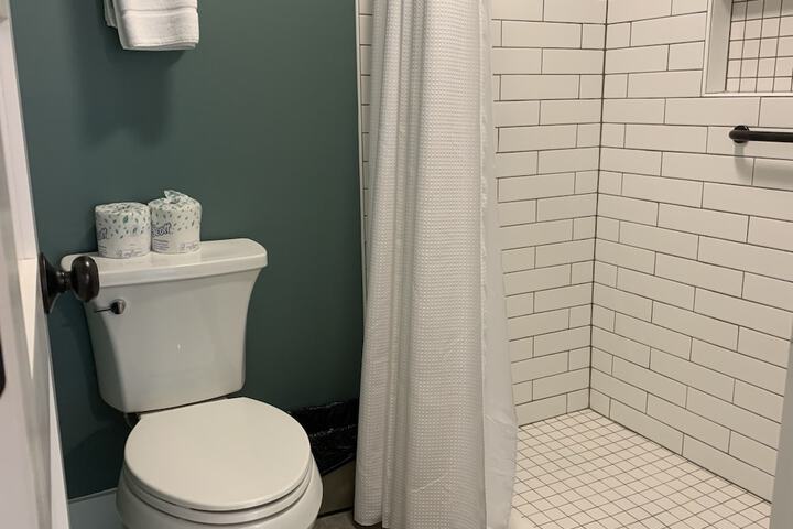 Room 36 of 62