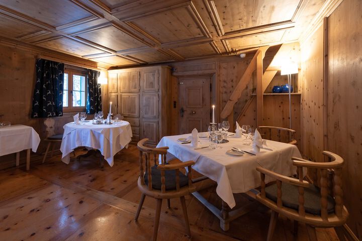 Dining 58 of 72