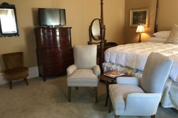 Room 34 of 52