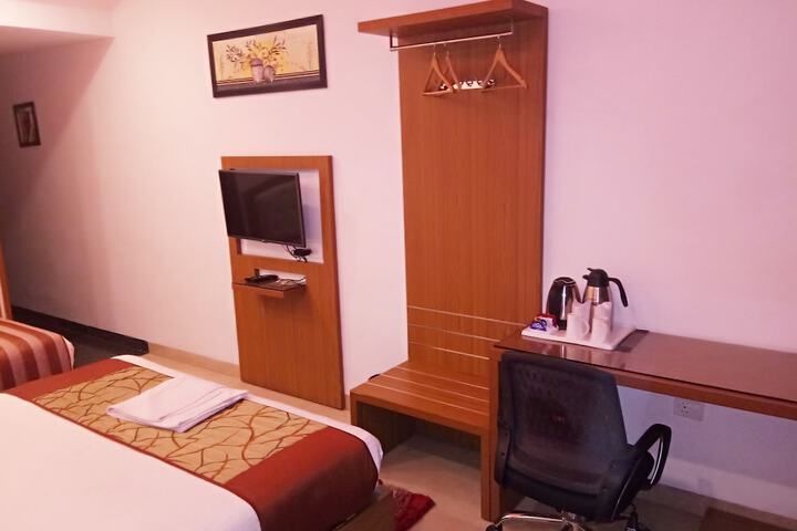 Room 20 of 65