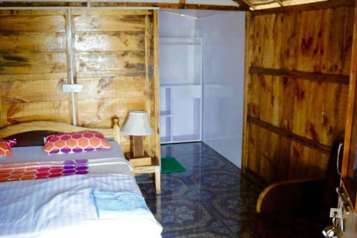 Room 17 of 78