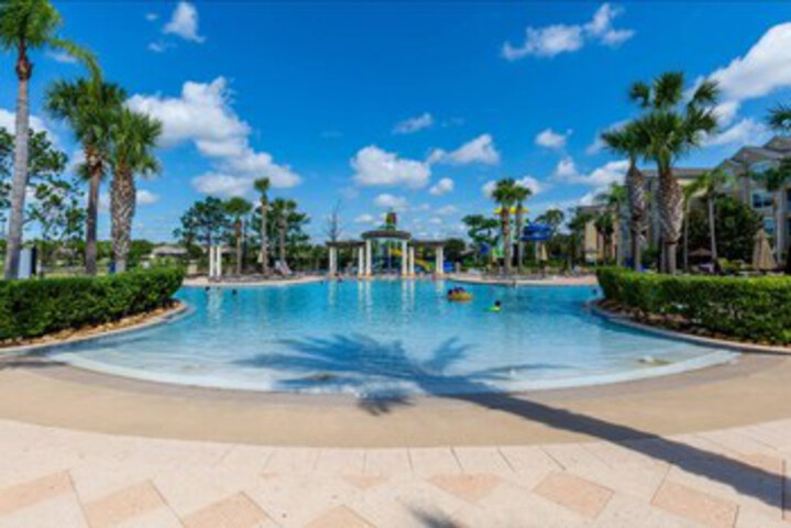 Pool 258 of 302