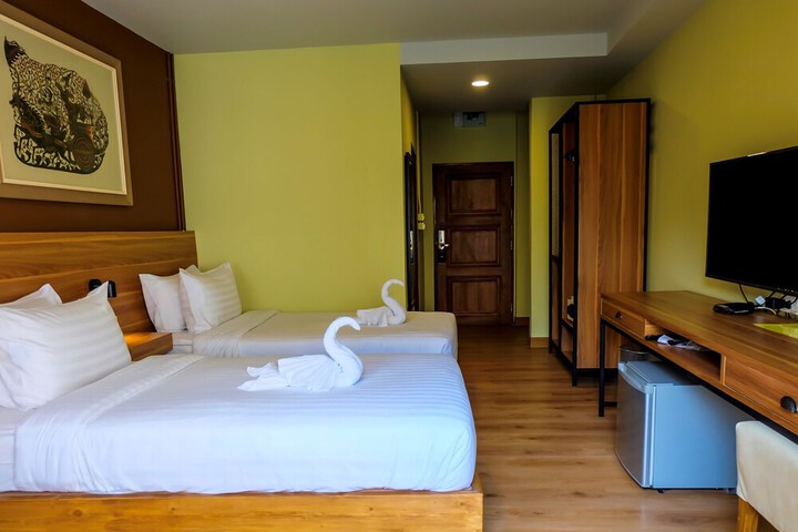 Room 15 of 87