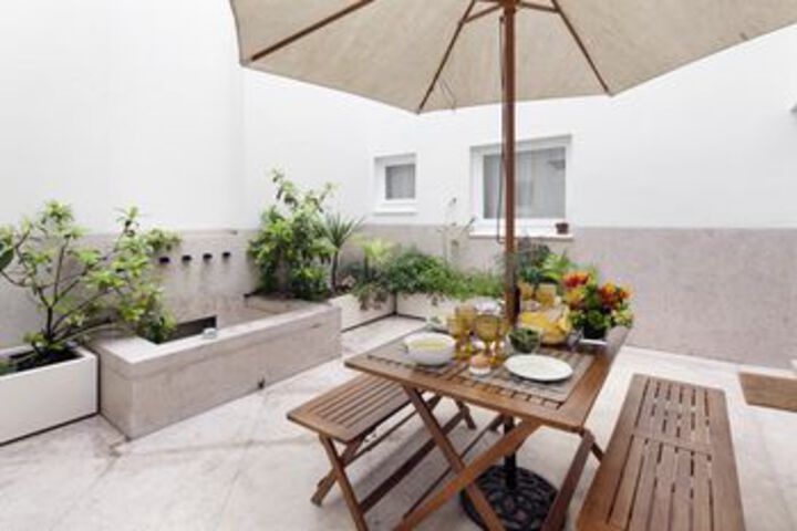 Terrace/Patio 32 of 33