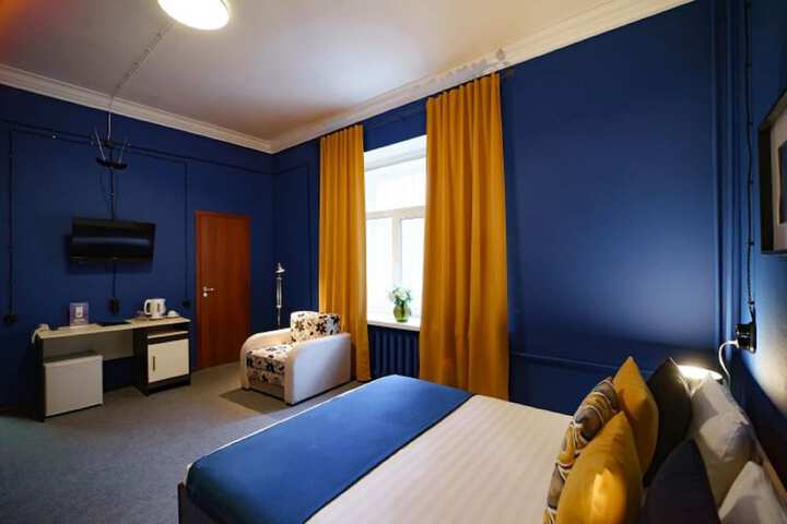 Room 62 of 94