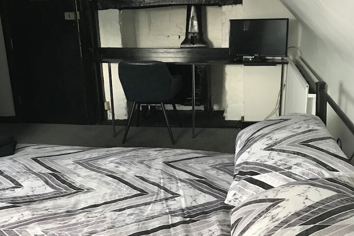 Room 3 of 23