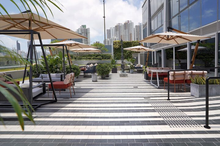 Dining 67 of 85