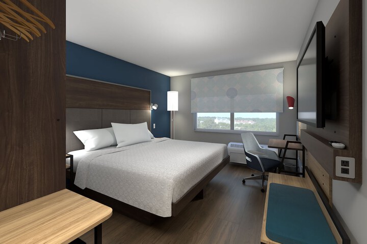 1 King Bed (6 of 6)