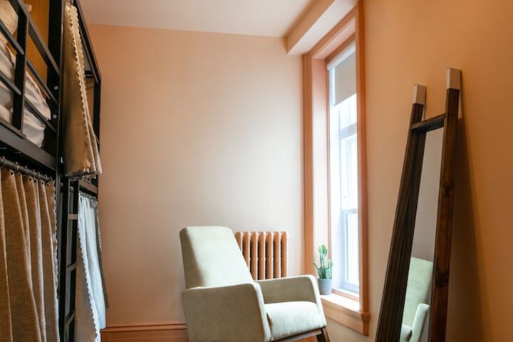 Room 36 of 59