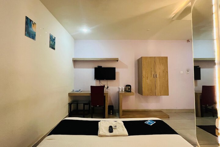 Room 14 of 84