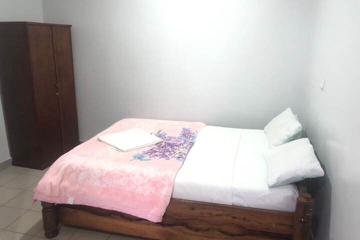 Room 3 of 17