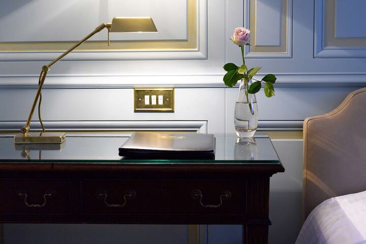 Room amenity
