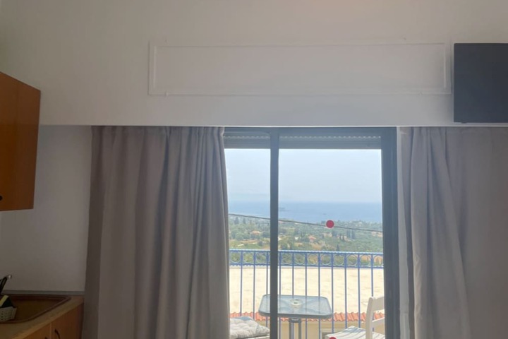 Room 14 of 71